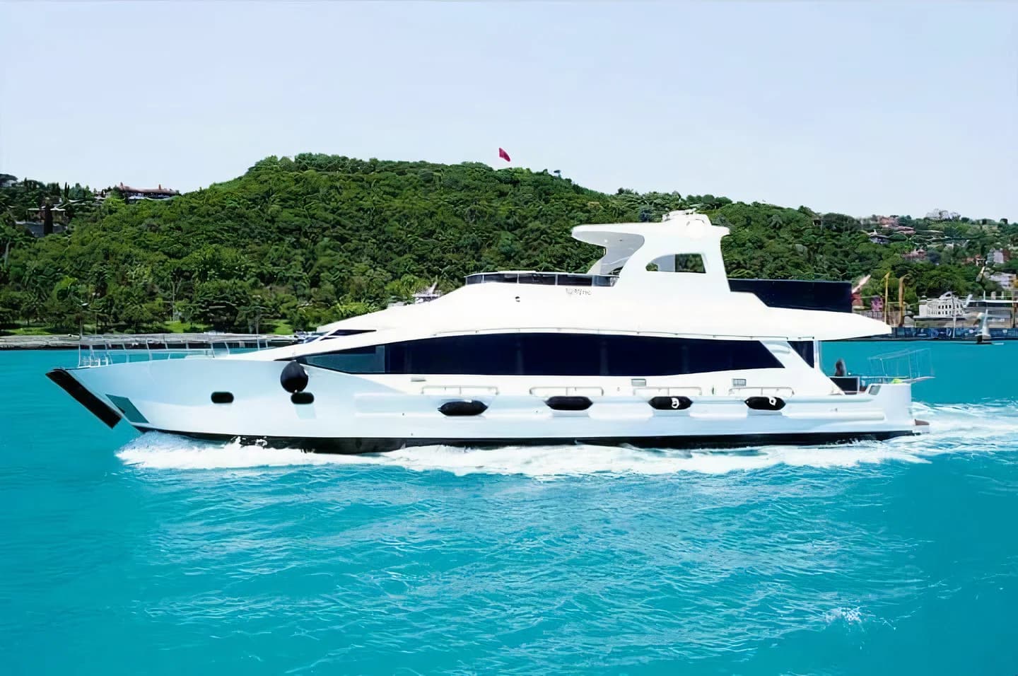 Istanbul Private Bosphorus Yacht Cruise